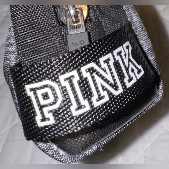 🩷NWOT VS PINK COSMETIC POUCH🩷 - Picture 5 of 8